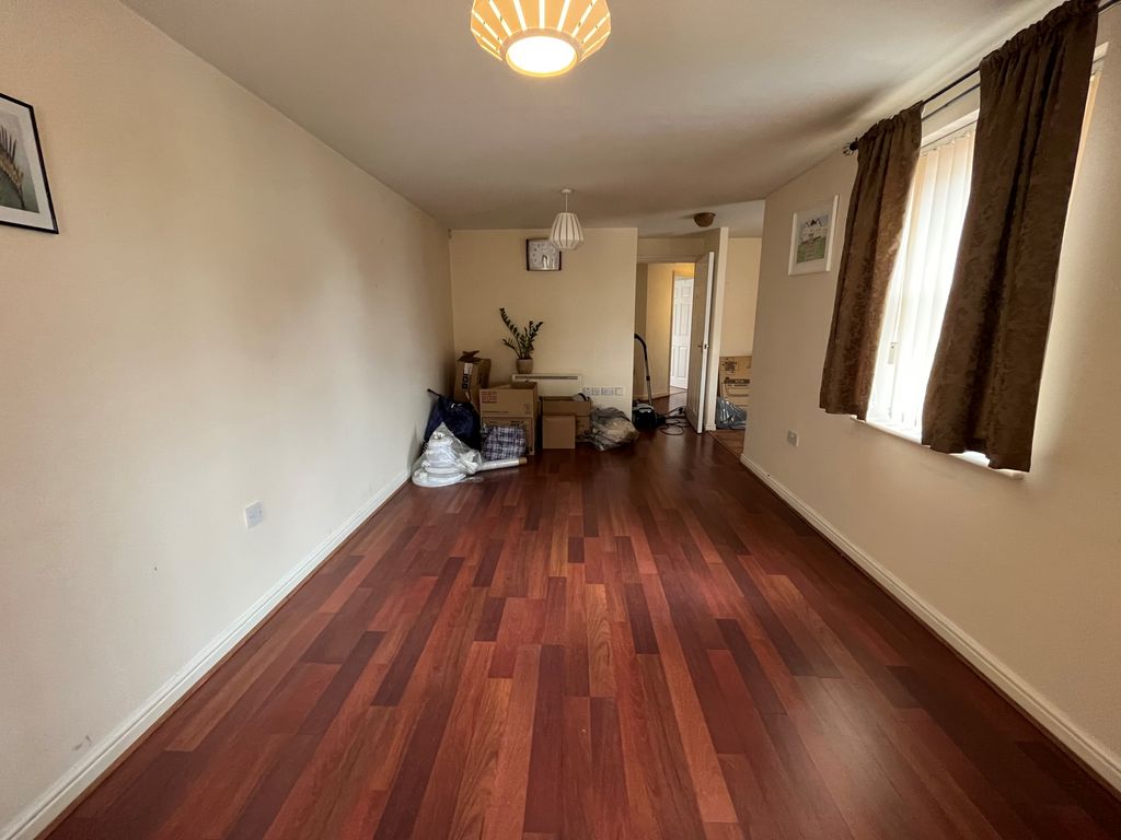 Property photo 2 of 8 Living Room