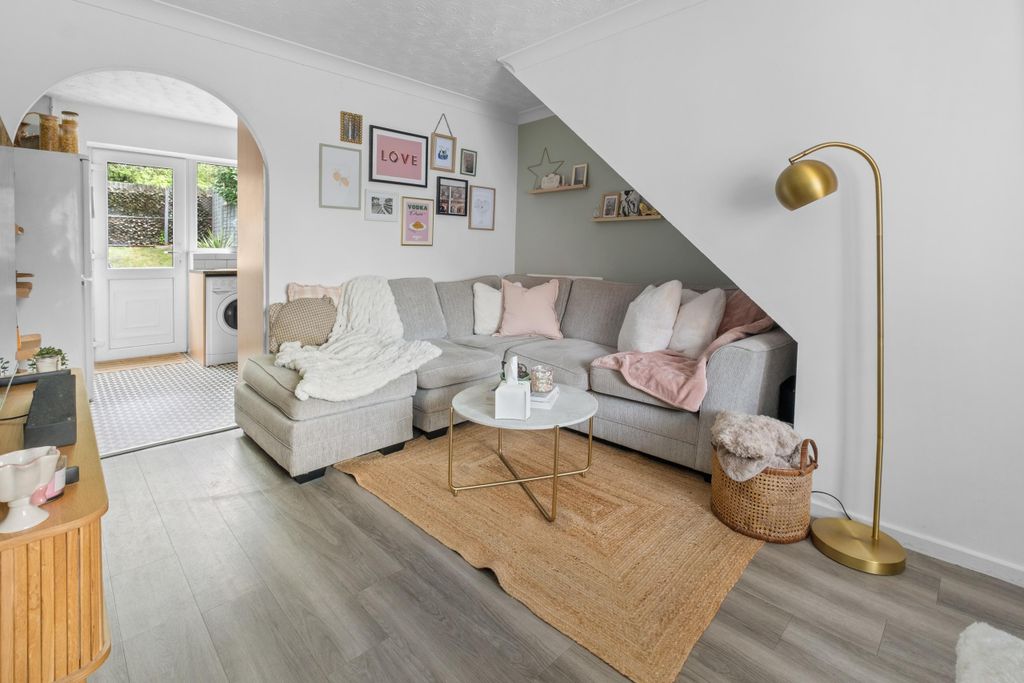 Property photo 3 of 19 Dscf0013