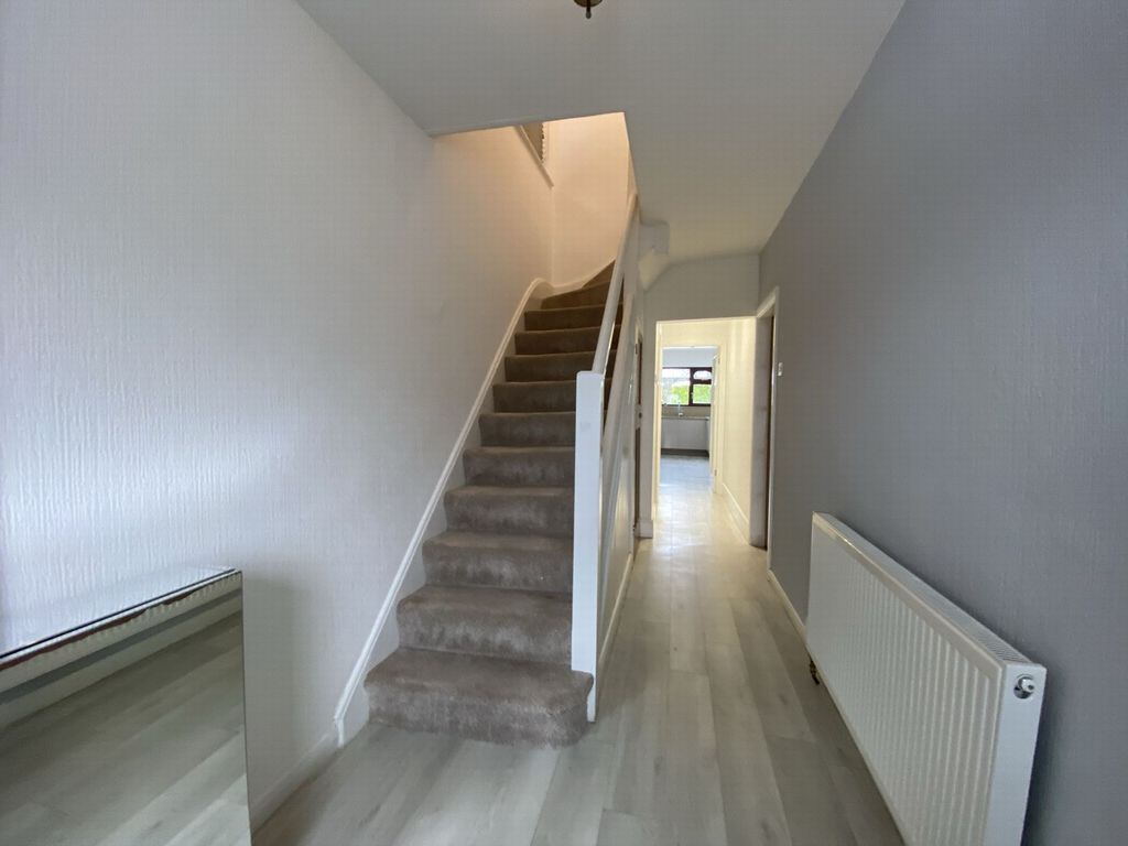 Property photo 2 of 11 Photo 2