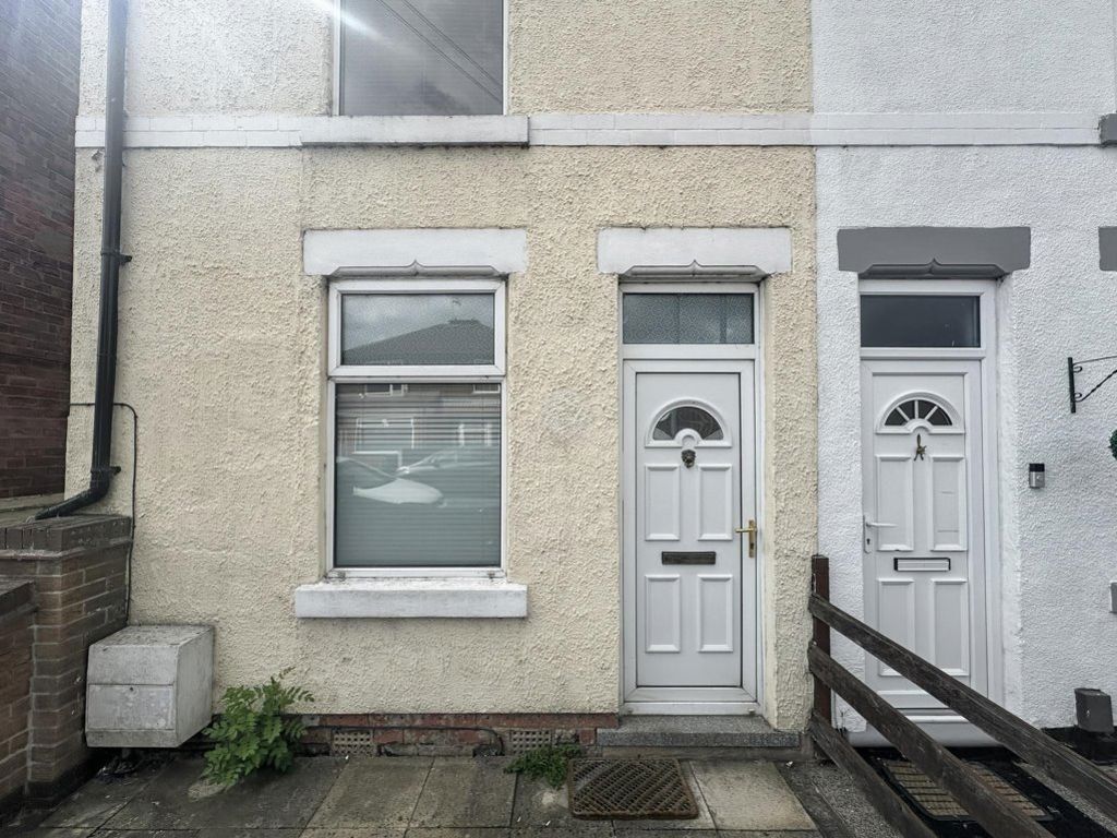 Property photo 2 of 11