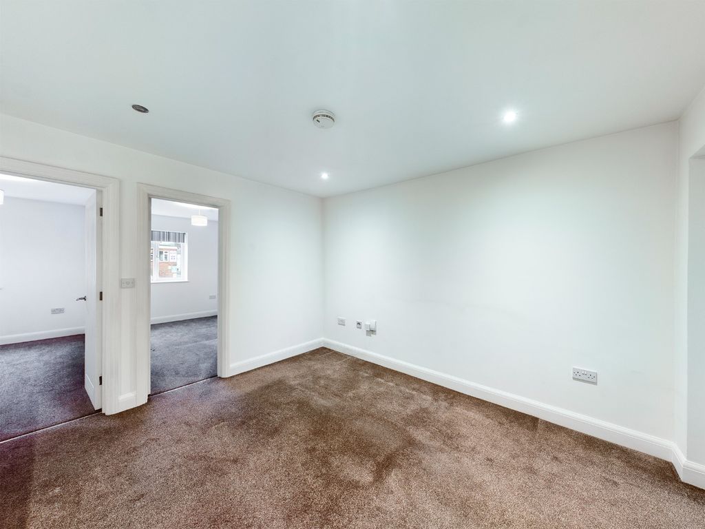 Property photo 2 of 7 1172033