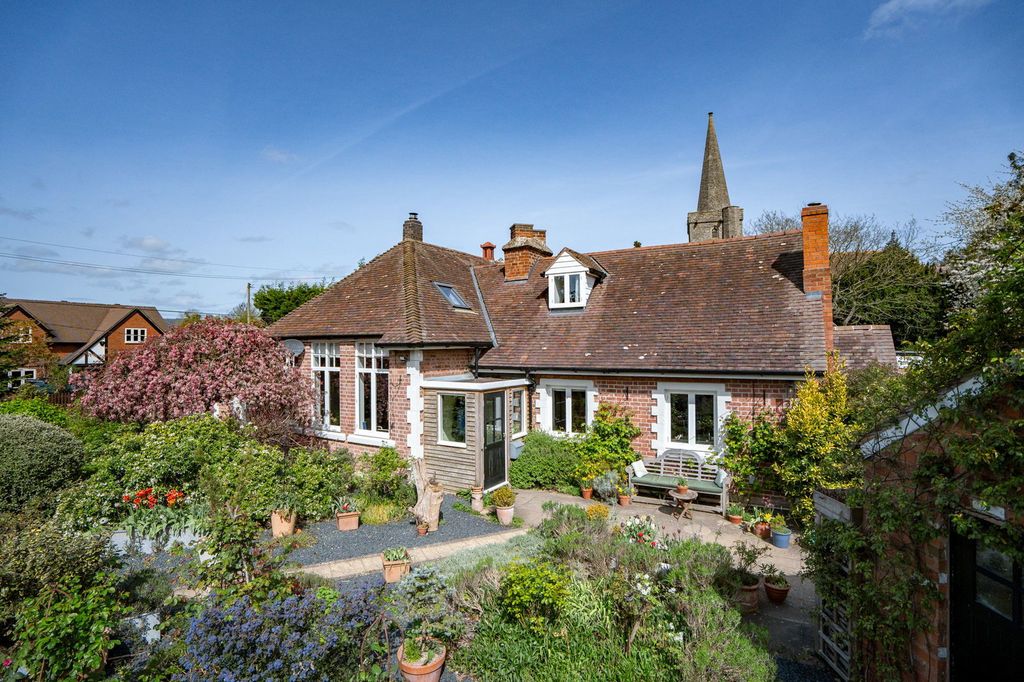 Property photo 1 of 41