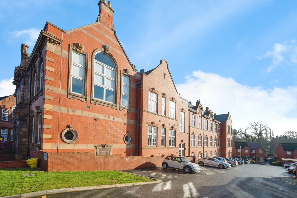 Property photo 3 of 20