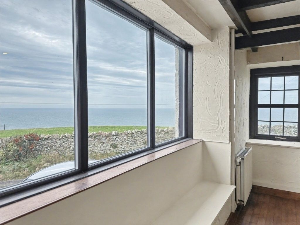 Property photo 3 of 23