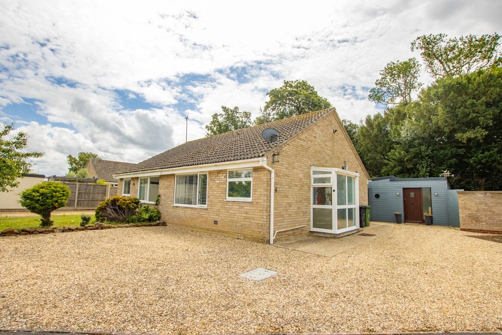 Property photo 1 of 28 5202650