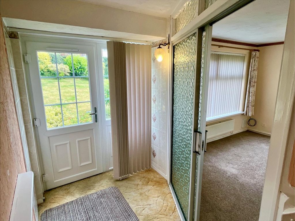 Property photo 2 of 18