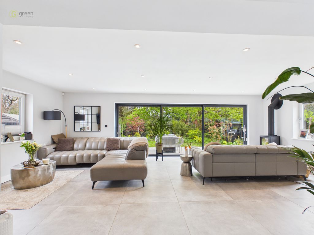 Property photo 3 of 27 Eb0B08Bddcc24411807B18Dd21dc2ee0100Cam03830G0Pr0302Still064