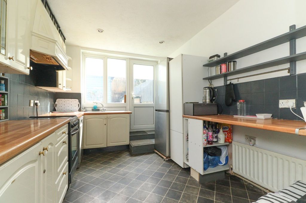 Property photo 3 of 13 Picture 3