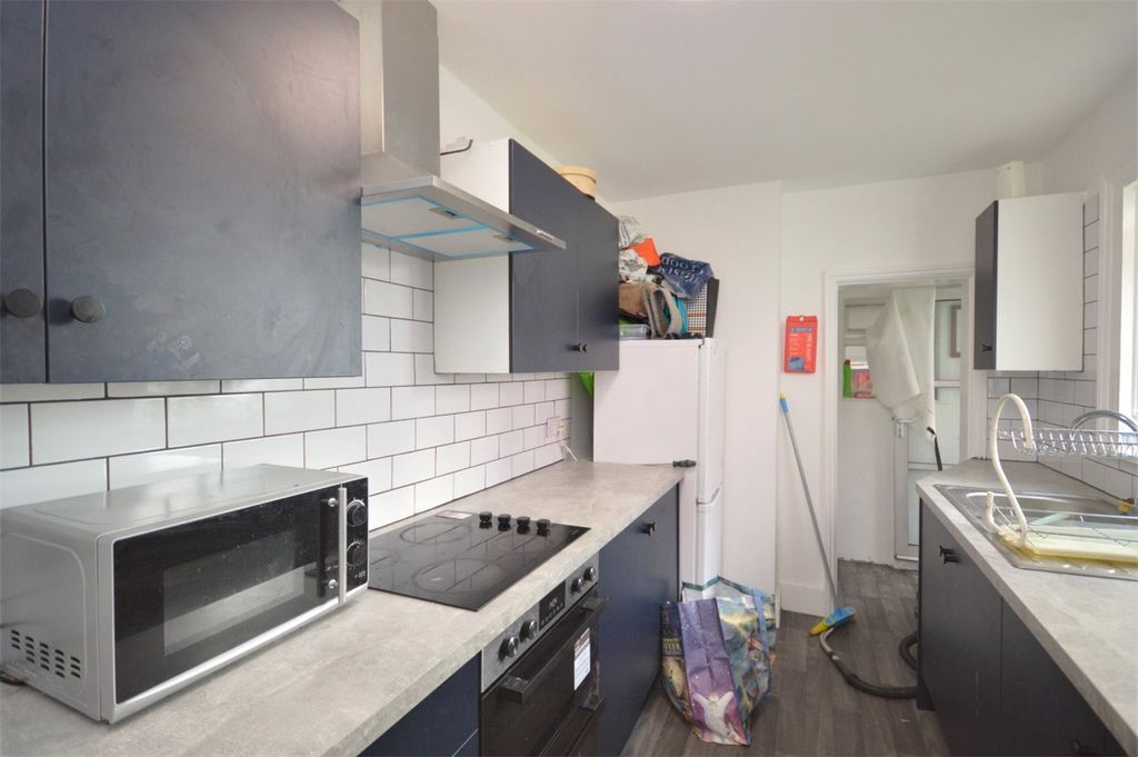 Property photo 2 of 14 Picture No. 17