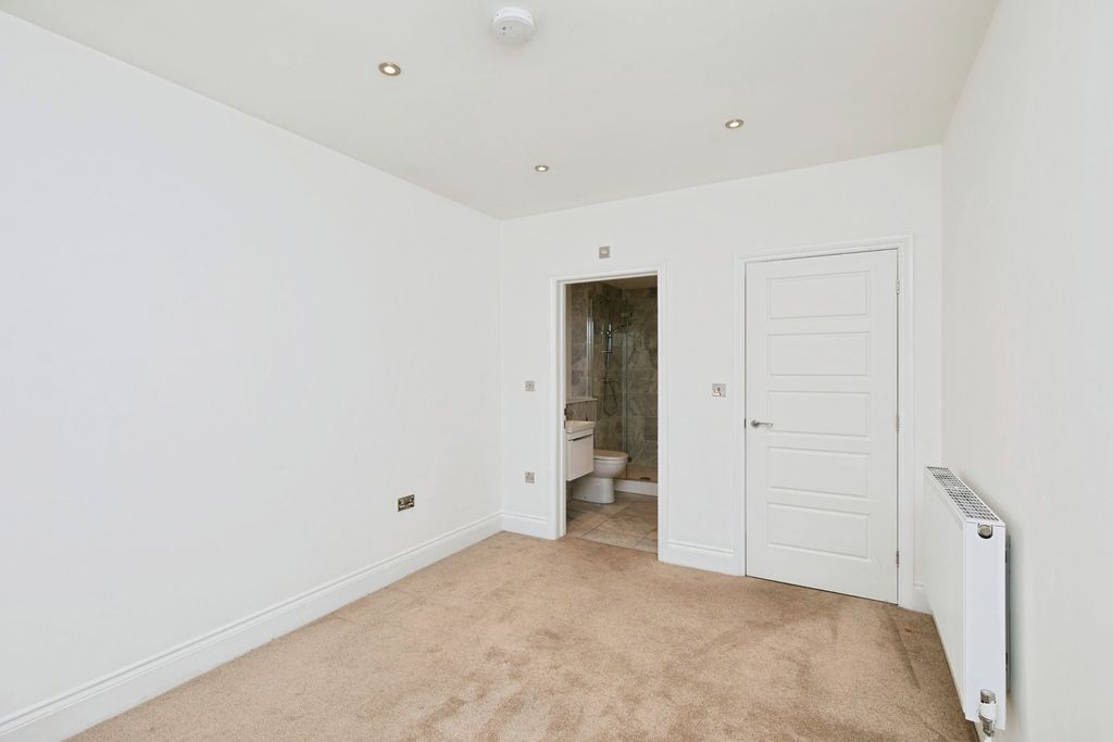 Additional image 18 of 3 bed flat for saleSt. Marys Gate, Derby, Derbyshire DE1