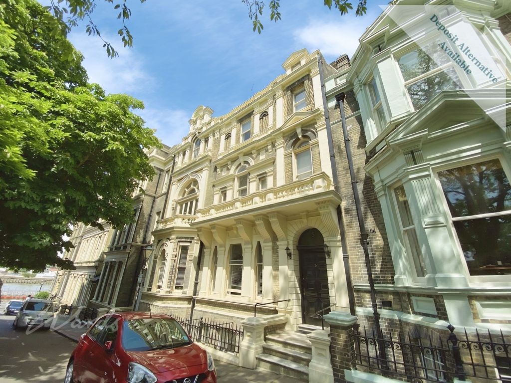Property photo 1 of 6 Castle Hill Front