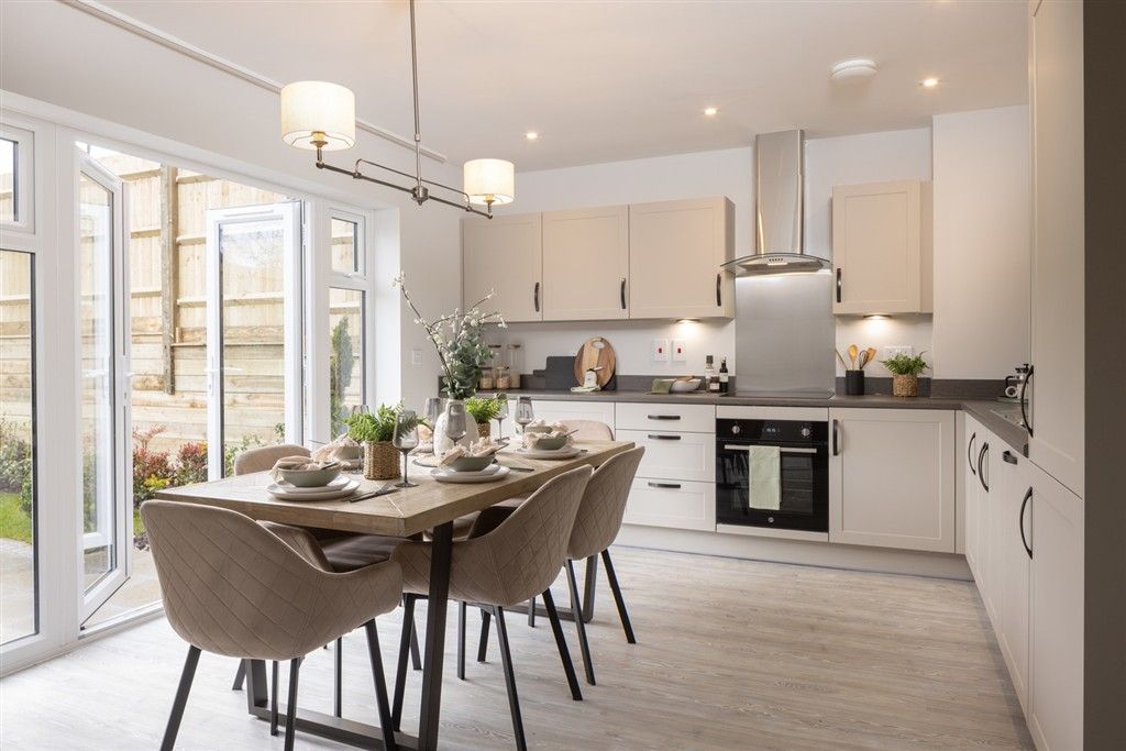 Property photo 1 of 9 Kitchen