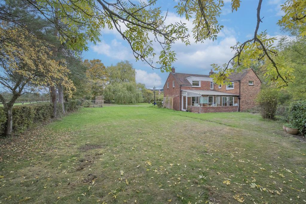 Property photo 3 of 19 Photo 5