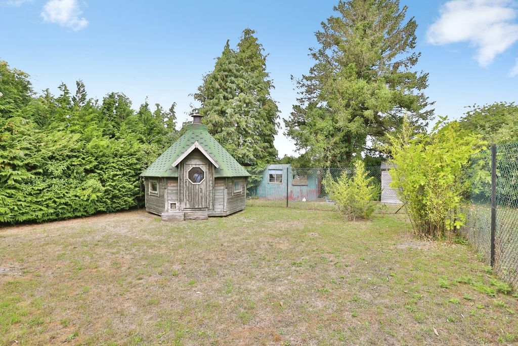 Property photo 2 of 18 Pbox-Img.Jpg