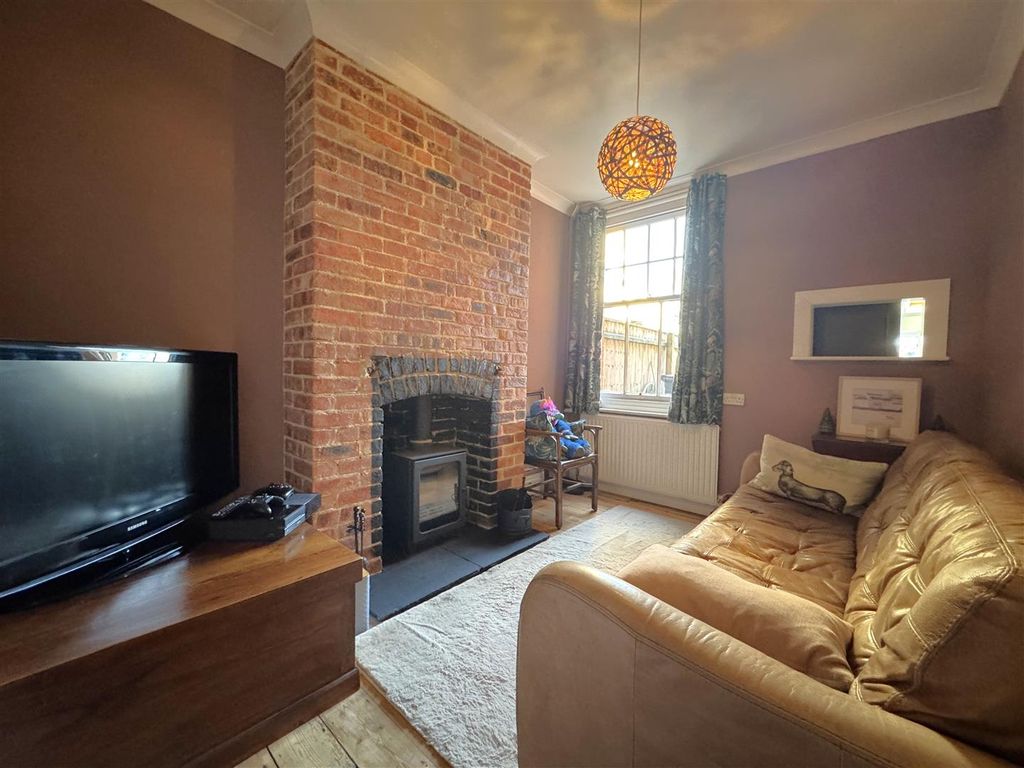 Property photo 3 of 18 3.Jpeg