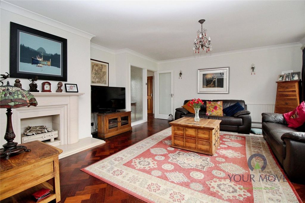 Property photo 3 of 21 Picture No. 17