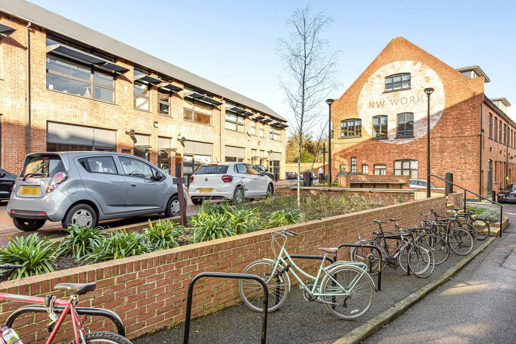 Property photo 1 of 9 4Efca056Ec00090E82Fbff9E6Beb7A83Letting21152.Jpeg