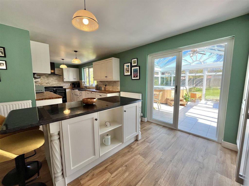 Additional image 8 of 4 bed detached house for saleHigh Bank Road, Glossop SK13