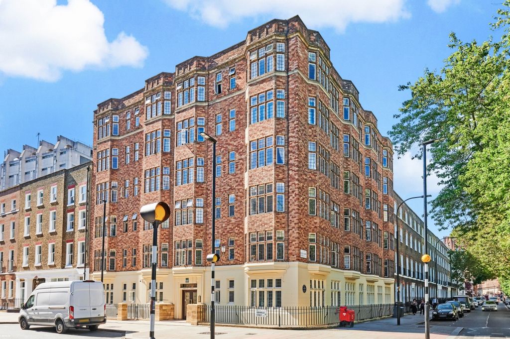 Property photo 1 of 10 External