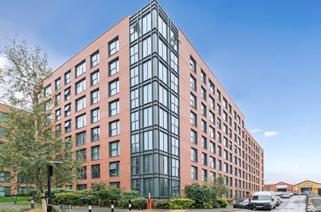 Property photo 3 of 10 1366084-3-68Ecd6E...