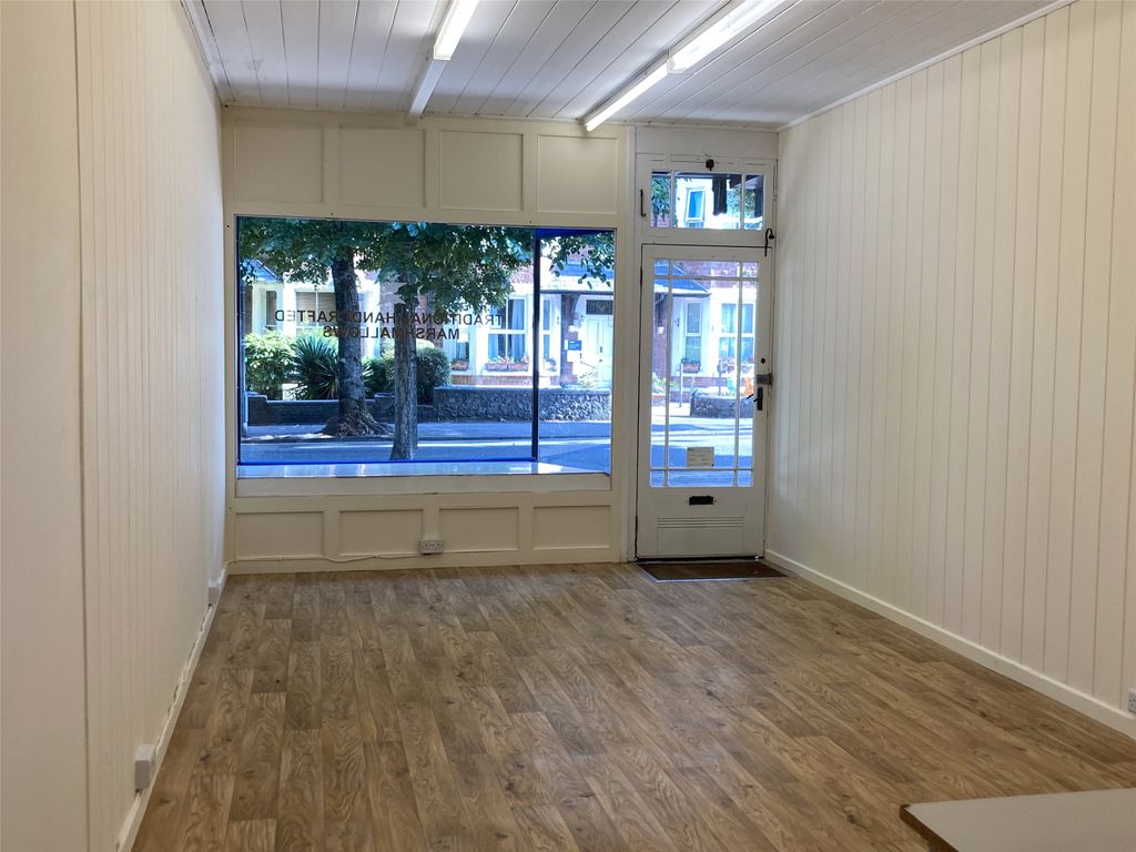 Property photo 3 of 4