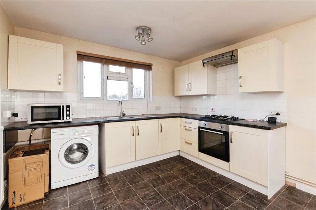 Property photo 3 of 14 Picture No. 38