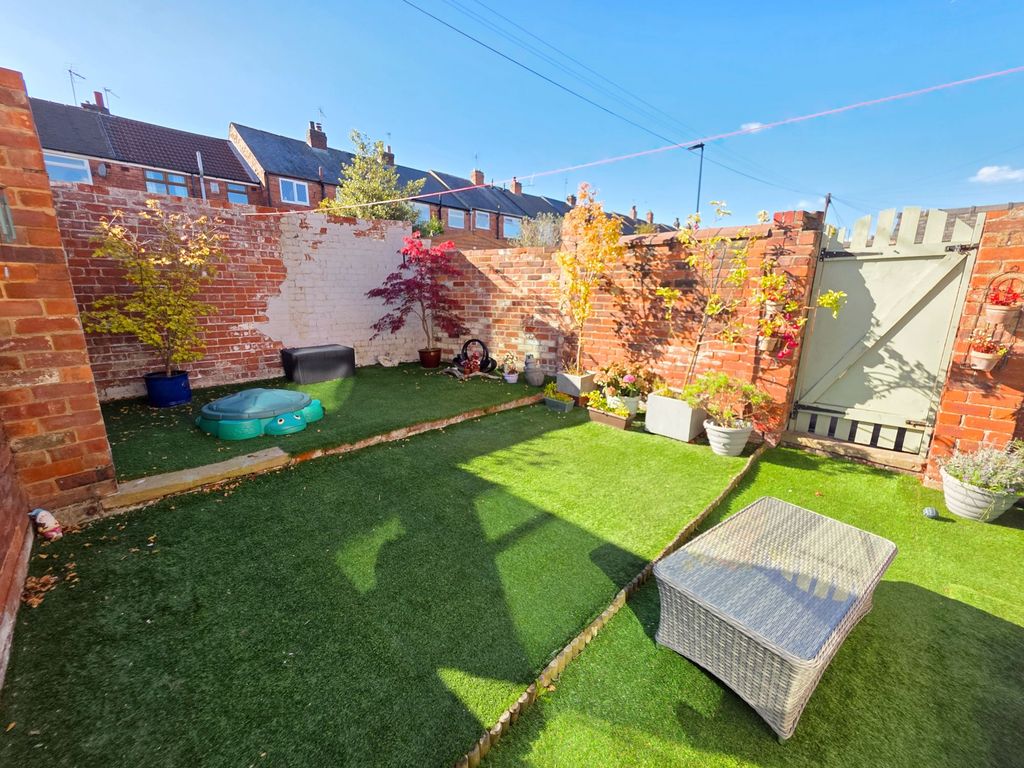 Property photo 2 of 13