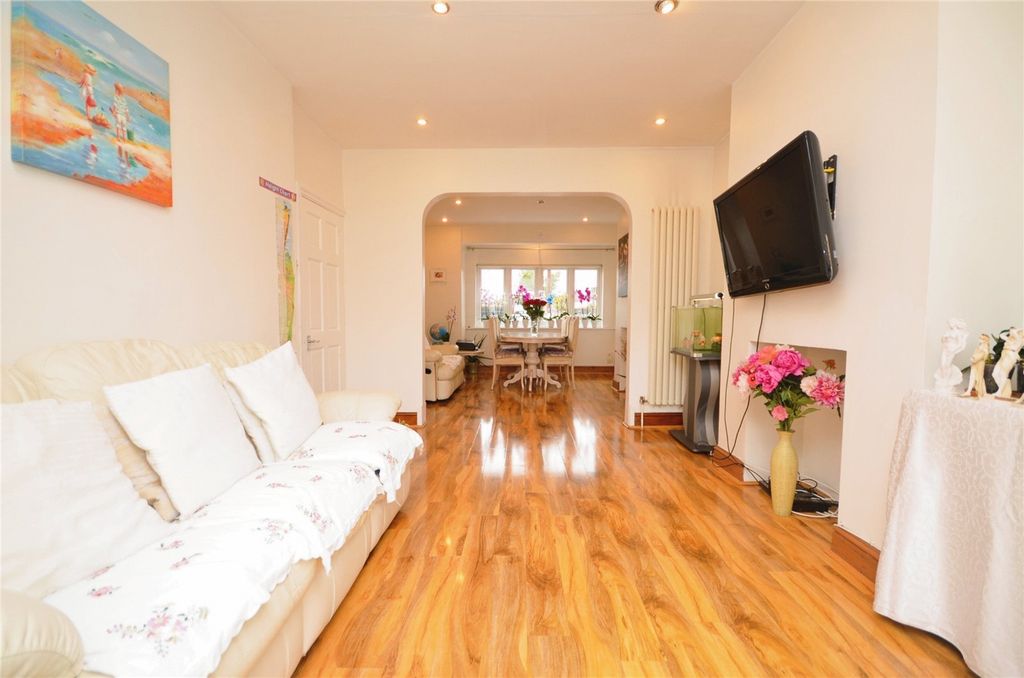 Property photo 2 of 15 Picture No. 03