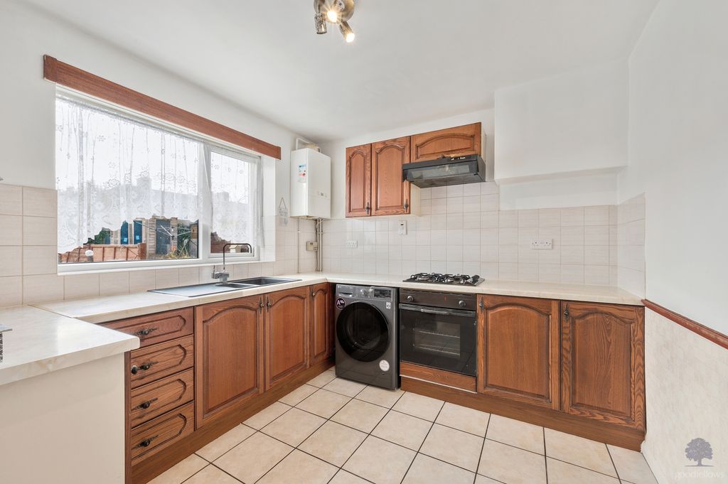 Property photo 3 of 12 Picture No. 03