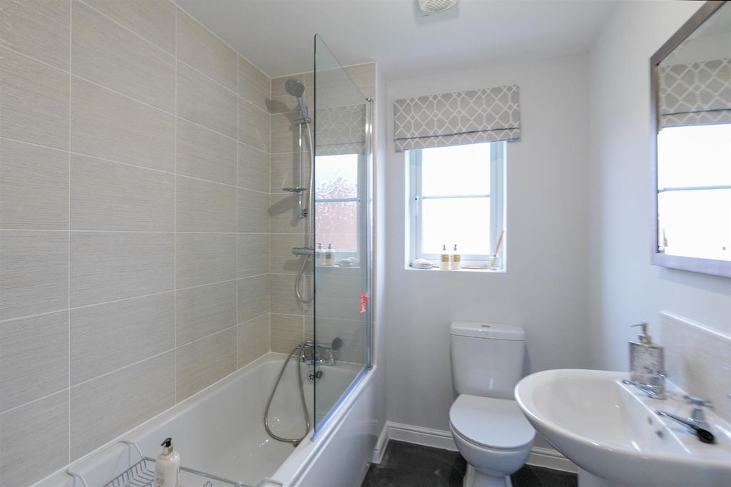 Property photo 2 of 15 Cork Bathroom.Jpg