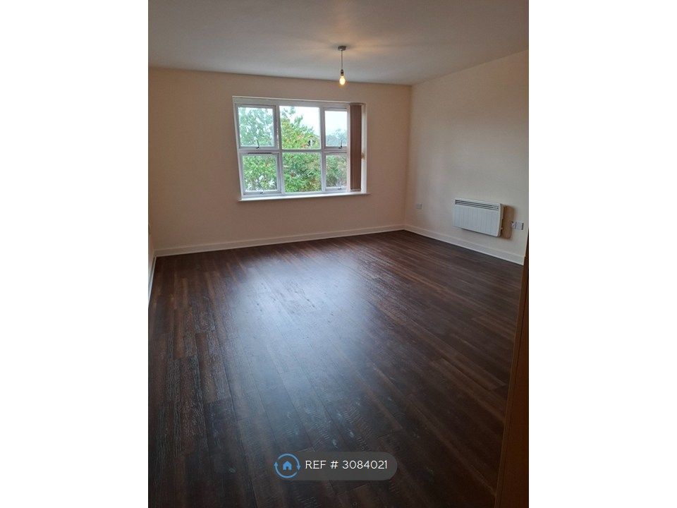 Property photo 3 of 6