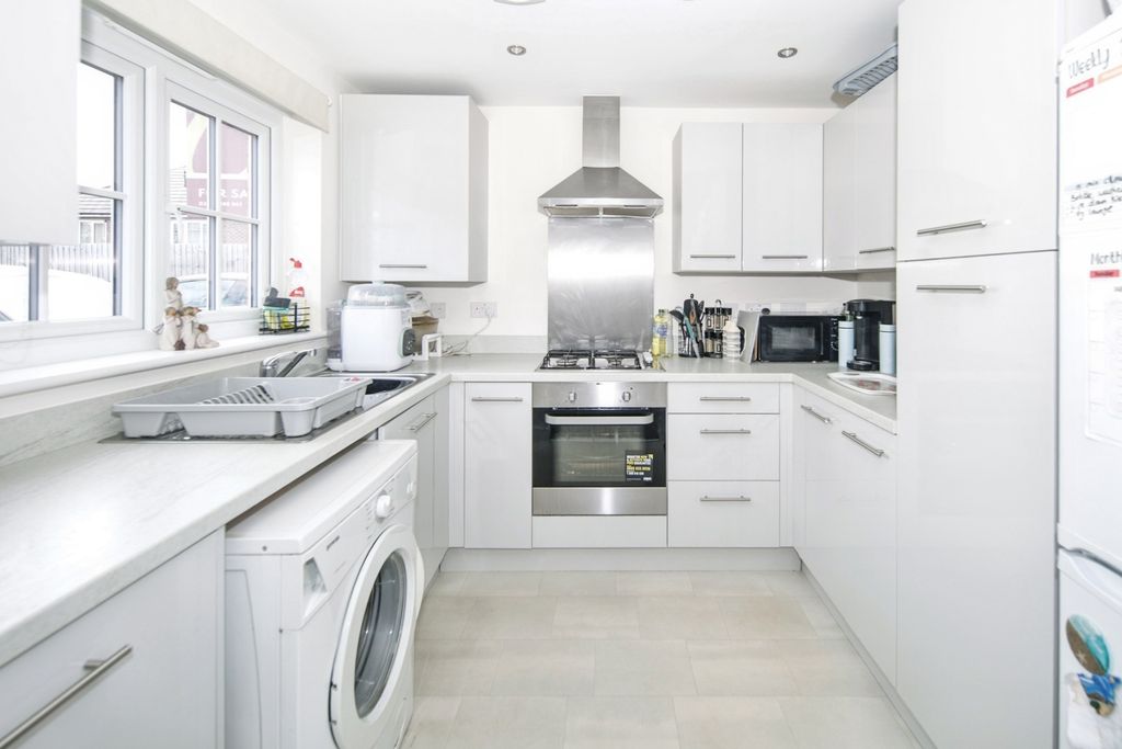 Property photo 2 of 14 Pbox-Img.Jpg