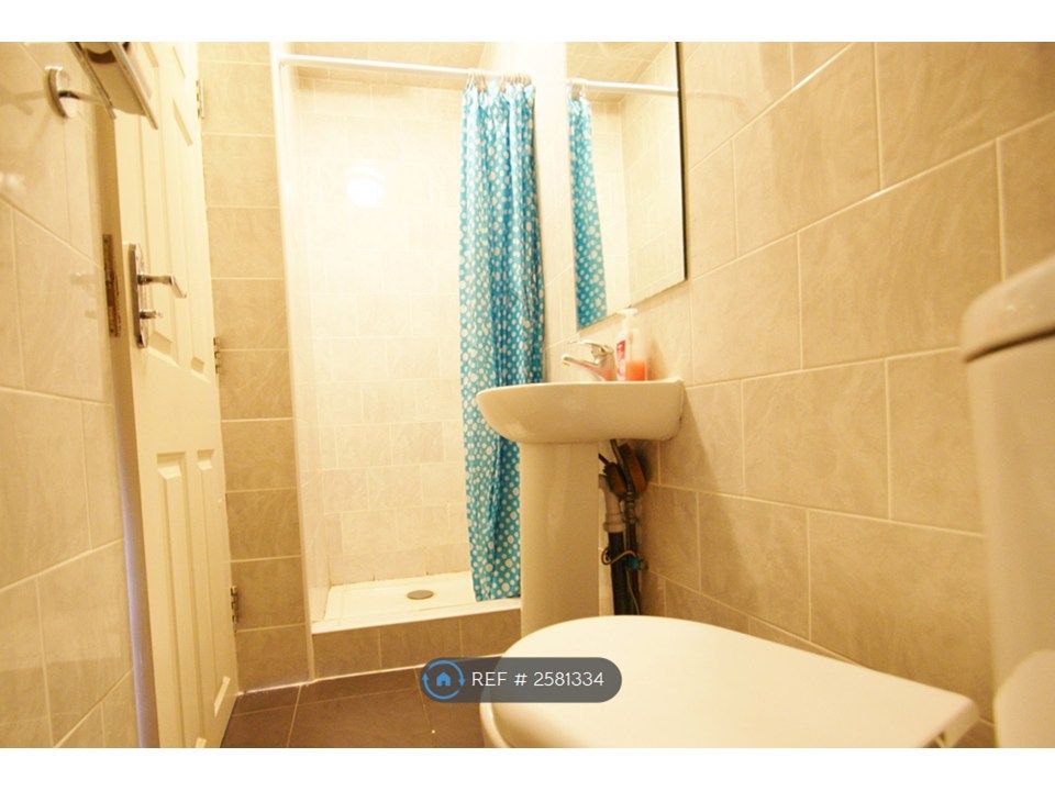 Property photo 3 of 4