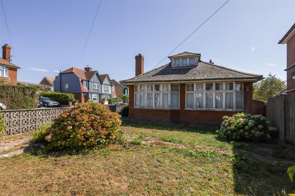 Property photo 1 of 21 Front Elevation