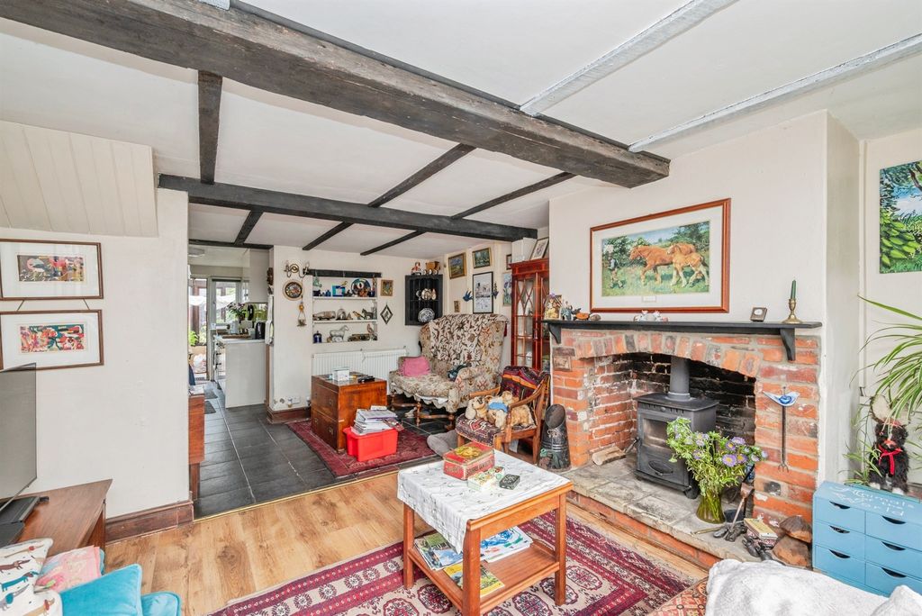 Property photo 2 of 17