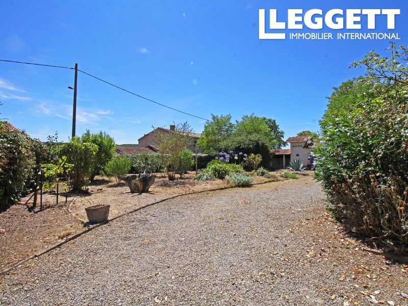 Property photo 2 of 10