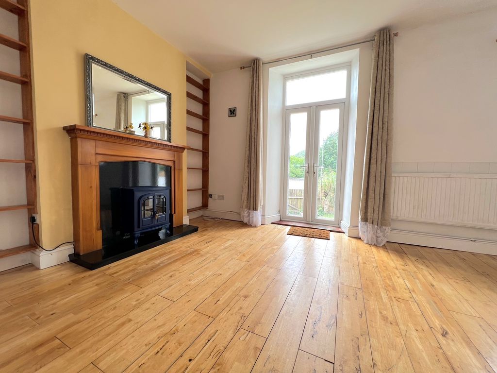 Property photo 2 of 10 Image