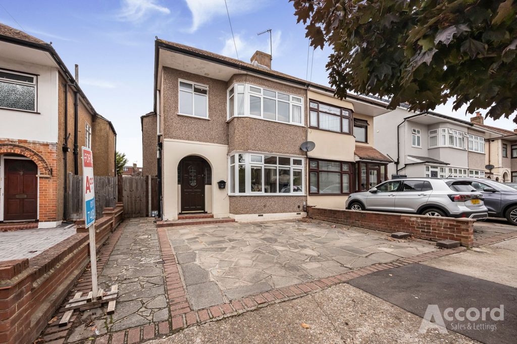 Property photo 1 of 20