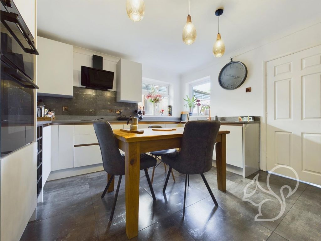 Property photo 2 of 18 Cam01254G0-Pr0179-Still006.Jpg