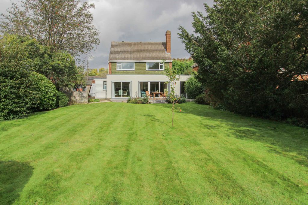 Property photo 3 of 17