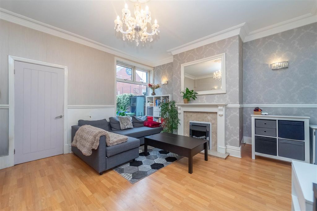 Property photo 3 of 28 3.Jpg