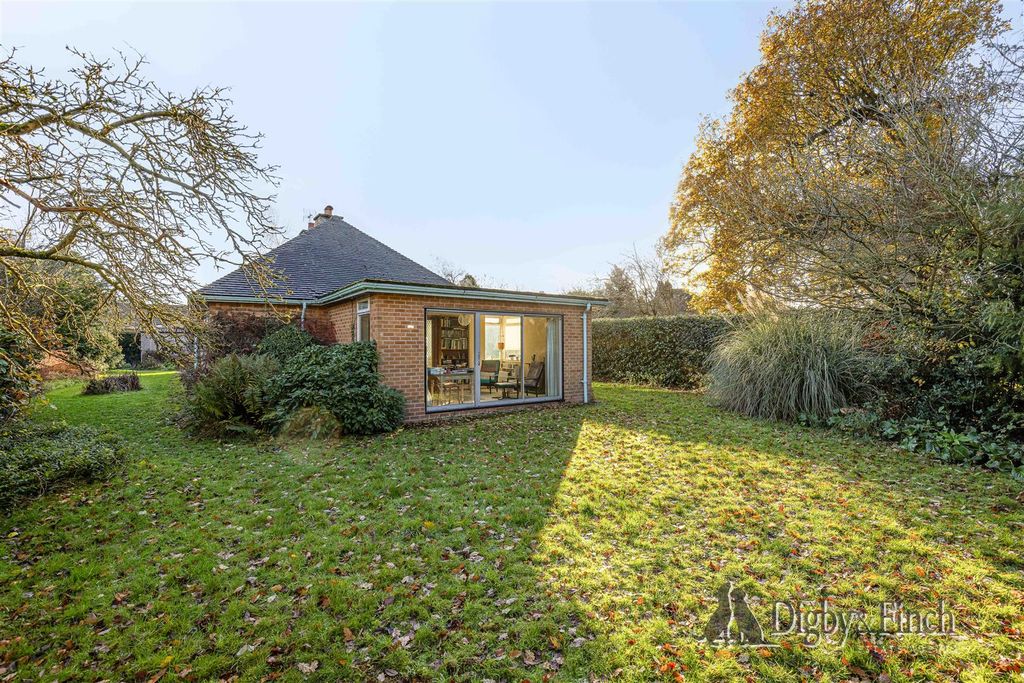 Property photo 1 of 23 Rear Garden