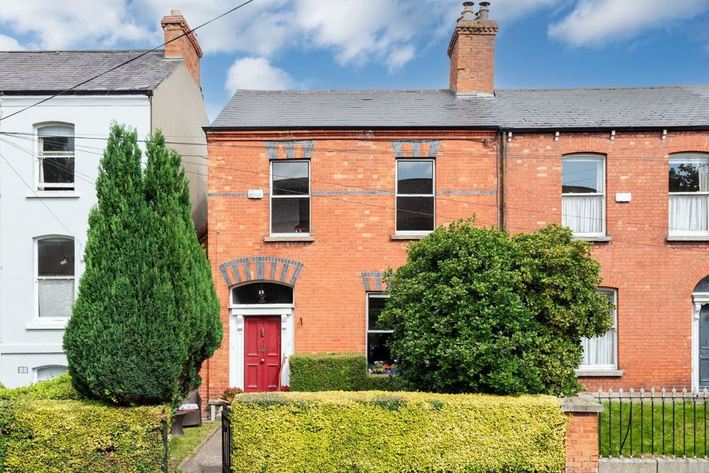 Property photo 1 of 15 Images