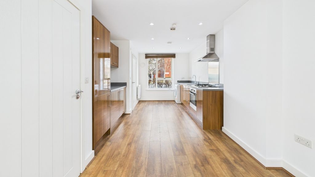 Property photo 3 of 23 5011533