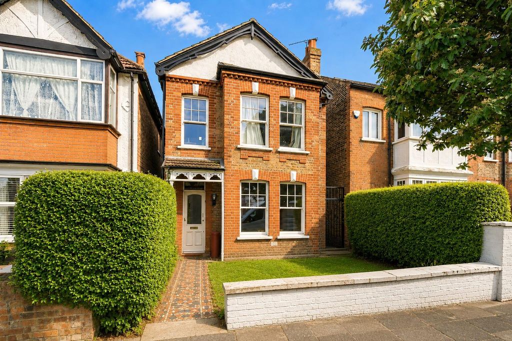 Property photo 1 of 16