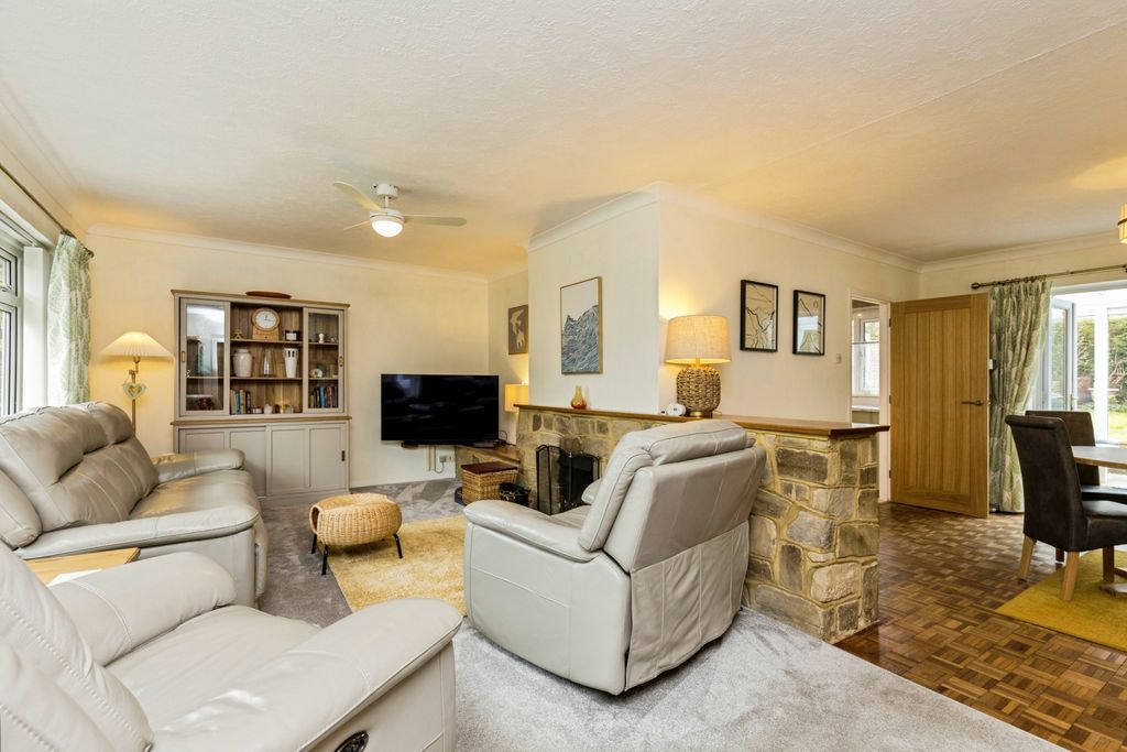 Property photo 2 of 19 Open Plan Living