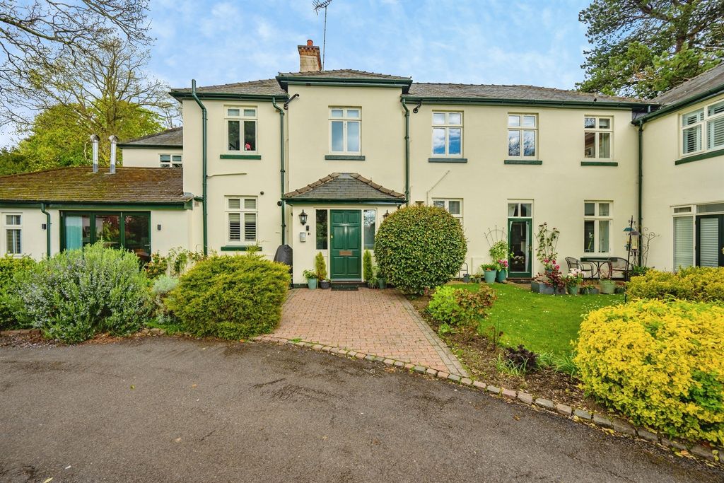 Additional image 13 of 2 bed flat for saleThe Green, Mickleover, Derby DE3