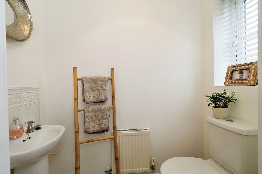 Property photo 2 of 15