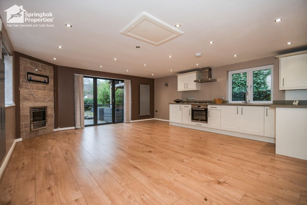 Property photo 2 of 16 Image 2