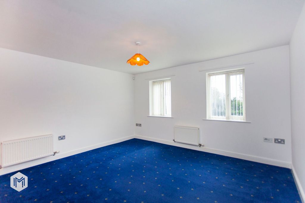 Property photo 2 of 10 Picture No. 15